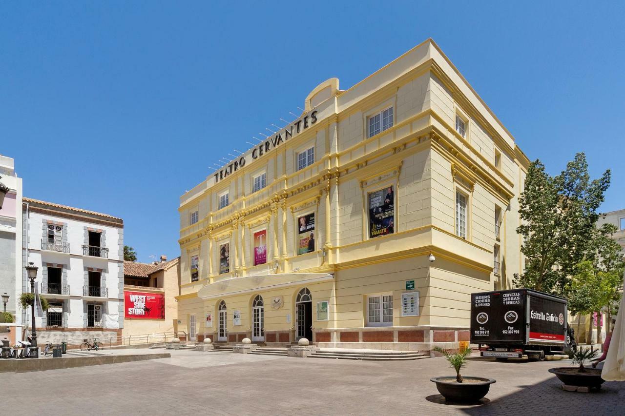 Апартаменты Del Parque Flats Letran Малага Экстерьер фото
