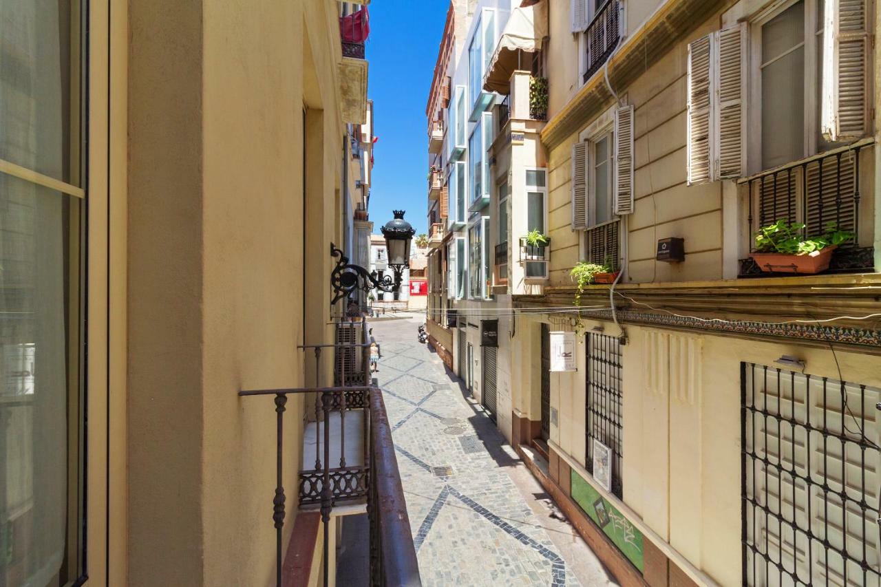 Апартаменты Del Parque Flats Letran Малага Экстерьер фото